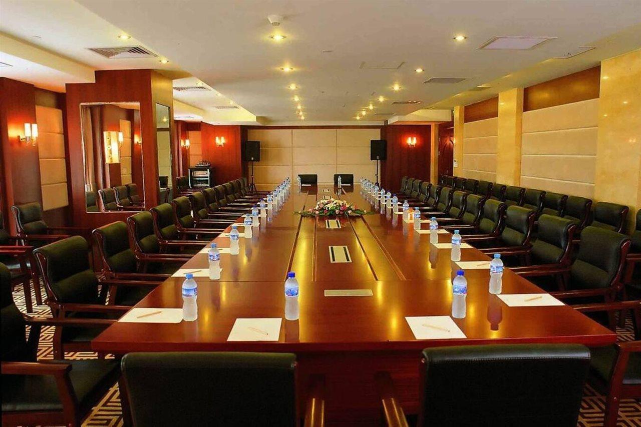 Puxi New Century Hotel Shanghai Exterior photo